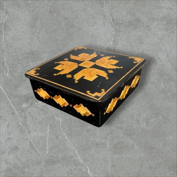 Lacquered Wooden Trinket Box With Geometric Inlay Black & Gold Vintage Handmade - Picture 1 of 7